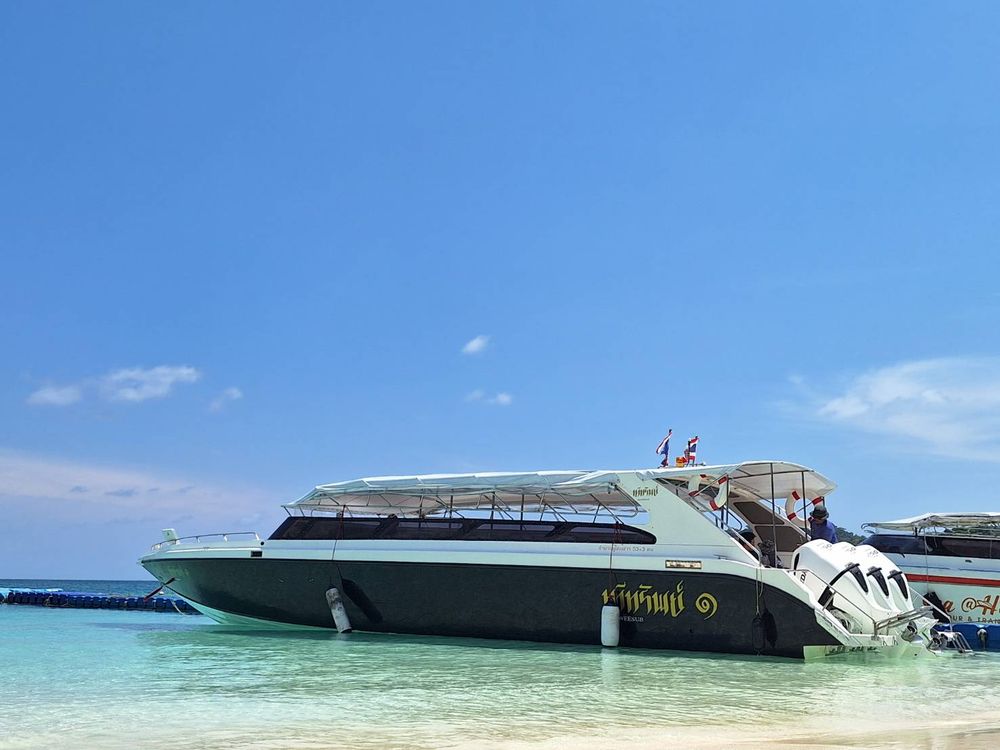 Autobús + Ferry de Trang a Koh Lipe