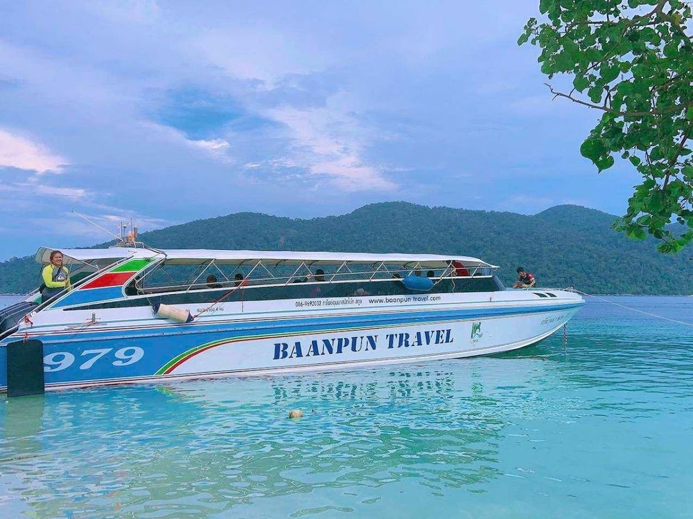 Minivan + Ferry de Trang a Koh Lipe