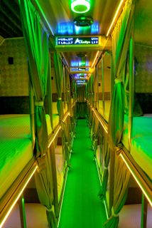 Aaliya Express Lines AC Sleeper Innenraum-Foto