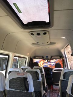 Hafsa Tur Minibus 13pax fotografía interior