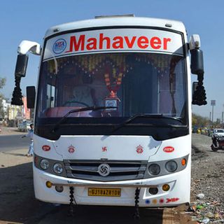 Mahaveer Travels AC Sleeper عکس از خارج