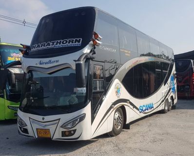 Sapthaweephol Tour and Travel Van + VIP Bus didalam foto