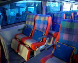 Bus Surya Bali Express 内部の写真