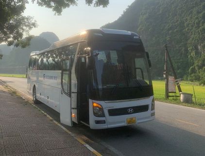 Duc Duong Bus Tourist Bus + Ferry Utomhusfoto