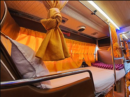 Shri Krishna Travels AC Sleeper Innenraum-Foto