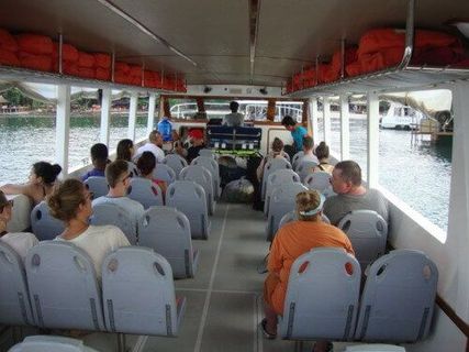 Speed Ferry Cambodia Speedboat foto interna