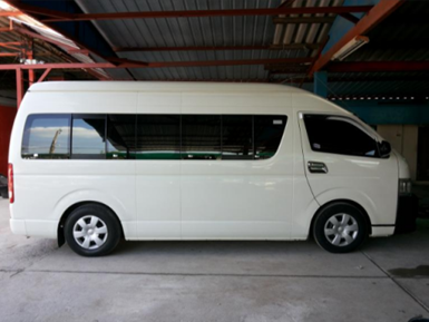 Tour with Thai Minivan 外観