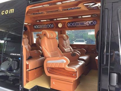 ADT Limousine Minivan Innenraum-Foto