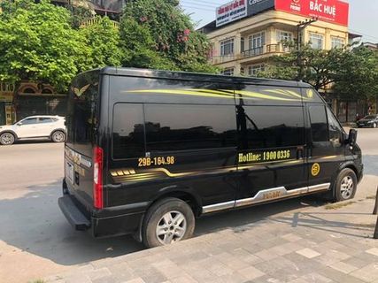 Trang An Limousine VIP Minibus outside photo