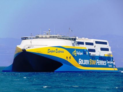 Golden Star Ferries High Speed Ferry outside photo