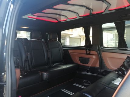 Karabag VIP Minivan 7pax Innenraum-Foto