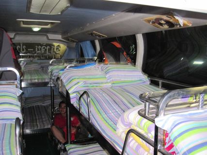 Naga Travel Intercity fotografía interior