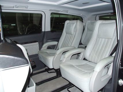 Bell Transport Premium Van old 内部の写真