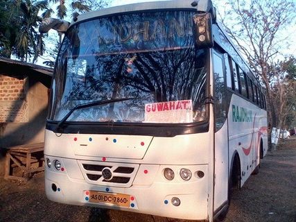 Rajdhani Transport Service AC Seater Aussenfoto