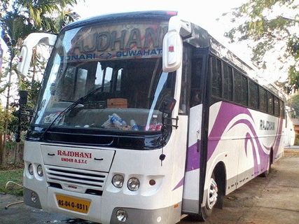 Rajdhani Transport Service Non A/C Semi Sleeper Utomhusfoto