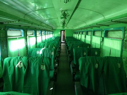 Myanmar Railways Upper Class Innenraum-Foto