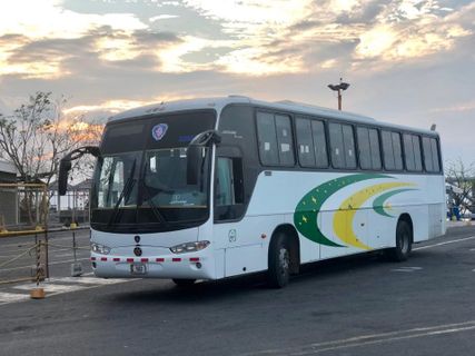 Transportes Cobano Bus + Ferry 户外照片
