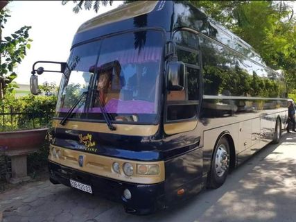 Grouptour Van + VIP Bus Diluar foto