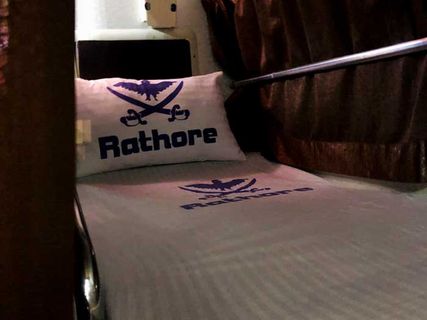 Rathore Travels Agency AC Sleeper Innenraum-Foto