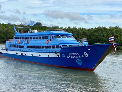 Ramon Transport Group Booking Ferry + Van buitenfoto
