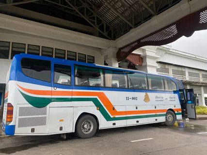 Yortdoy Travel Van + Bus + Song Taew + Slow Boat зовнішня фотографія