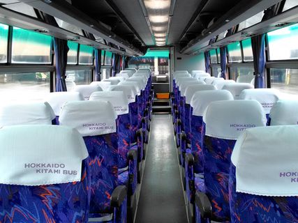Hokkaido Kitami Bus ZHKM3 Intercity داخل الصورة