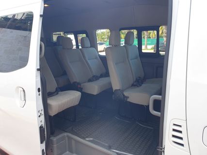 GetTransfer LATAM Minivan 8pax dalam foto