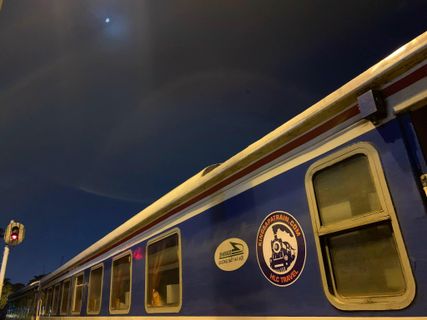 King Sapa Train VIP Cabin with twin beds luar foto
