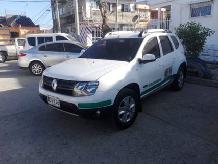 Transportes Eje Cafetero SUV 4pax outside photo