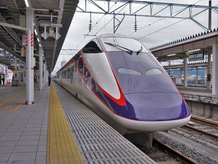Yamagata Shinkansen Unreserved seat outside photo