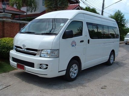Srisawat Travel and Tour VIP Van 8pax foto esterna