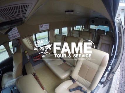 Fame Tour Van + Van fotografía interior