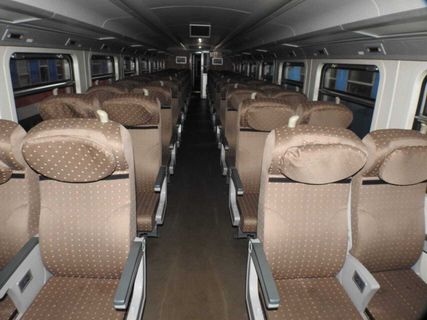 Sri Lanka Railways First Class inside photo