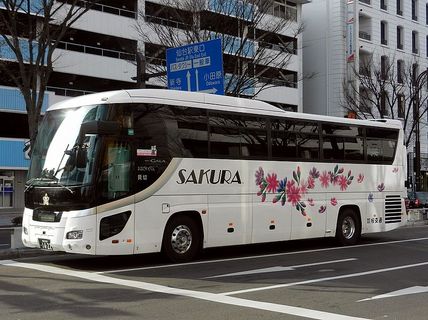 Sakura Kotsu Bus Relax 4 Plus buitenfoto