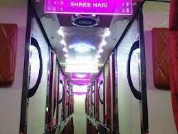 Shri Hari Travels AC Seater/Sleeper Innenraum-Foto