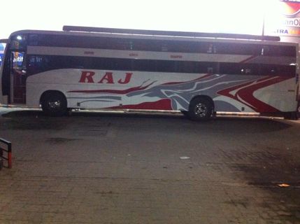 Raj Travels AC Sleeper Diluar foto
