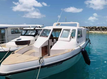 Atoll Transfer Private Speedboat 3pax Aussenfoto