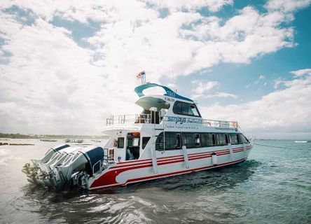 Sanjaya Fastboat Speedboat Aussenfoto