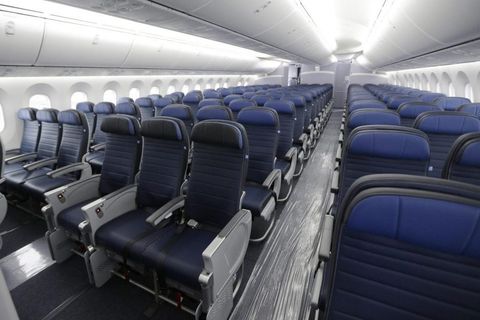 United Airlines Economy fotografija unutrašnjosti