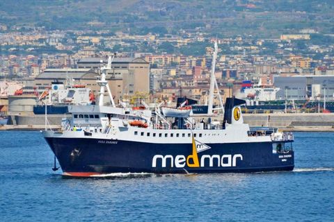 Medmar Ferries Ferry Utomhusfoto
