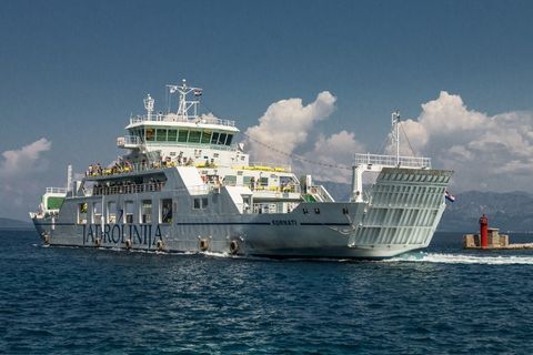 Jadrolinija Ferry عکس از خارج