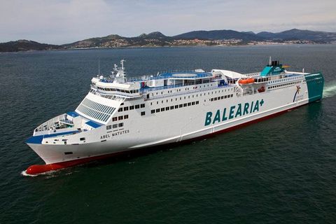 Balearia High Speed Ferry outside photo