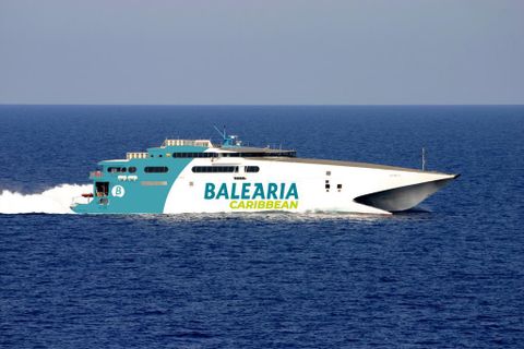 Balearia Caribbean Reserved Seat Economy Aussenfoto