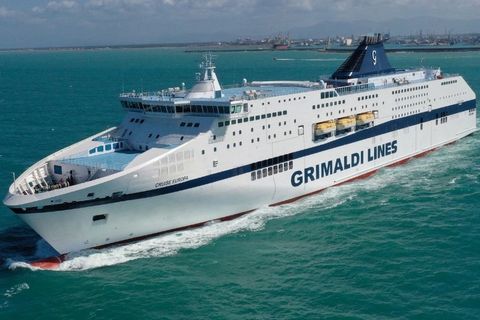 Grimaldi Lines High Speed Ferry outside photo