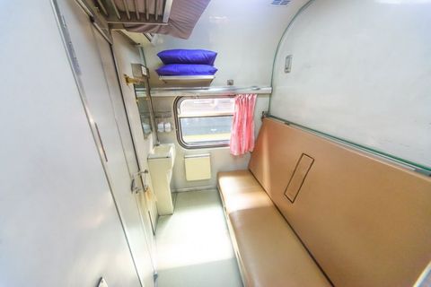 Thai Railway VIP Sleeper Dışarı Fotoğrafı