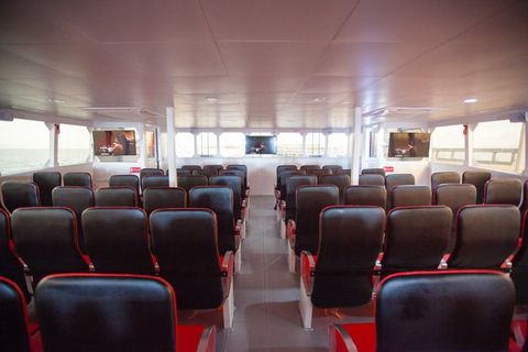 Boonsiri High Speed Ferries Catamaran foto interna
