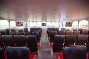 Boonsiri High Speed Ferries Ferry foto interna