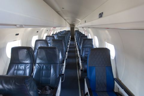 As Salaam Air Economy binnenfoto