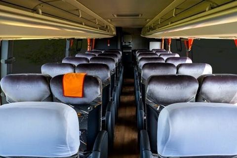 Movil Bus Reclining Seats 160 تصویر درون