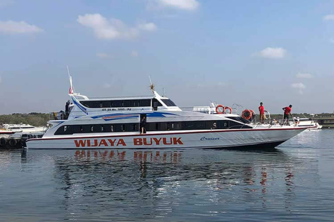 Wijaya Buyuk Speedboat Diluar foto